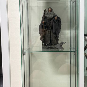 피돌프 (데톨프 파생) 장식장 팝니다.