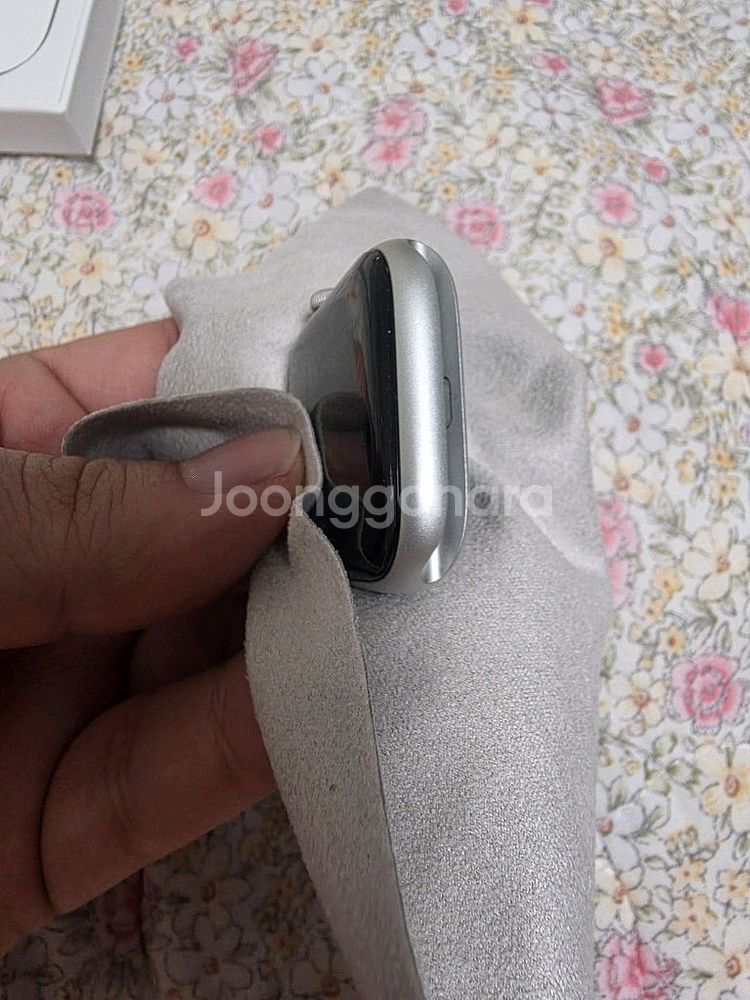 애플워치 SE 2세대 44mm 실버 sk 셀룰러버전 팜--6