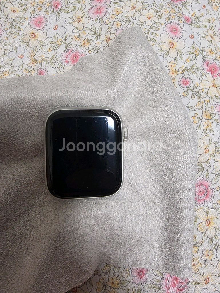 애플워치 SE 2세대 44mm 실버 sk 셀룰러버전 팜--8