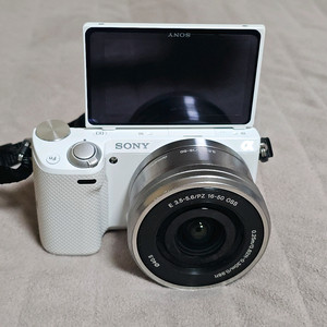 소니 NEX-5T 미러리스 카메라