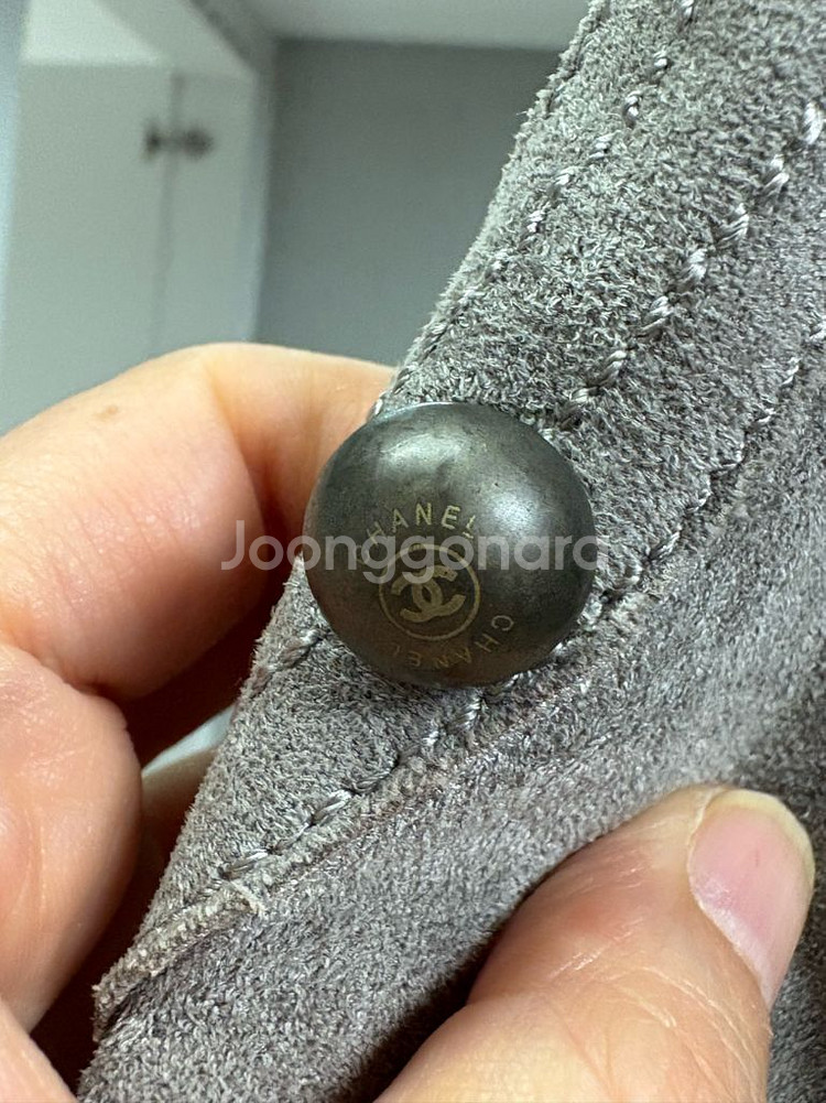 샤넬 스웨이드 플레어스커트--1