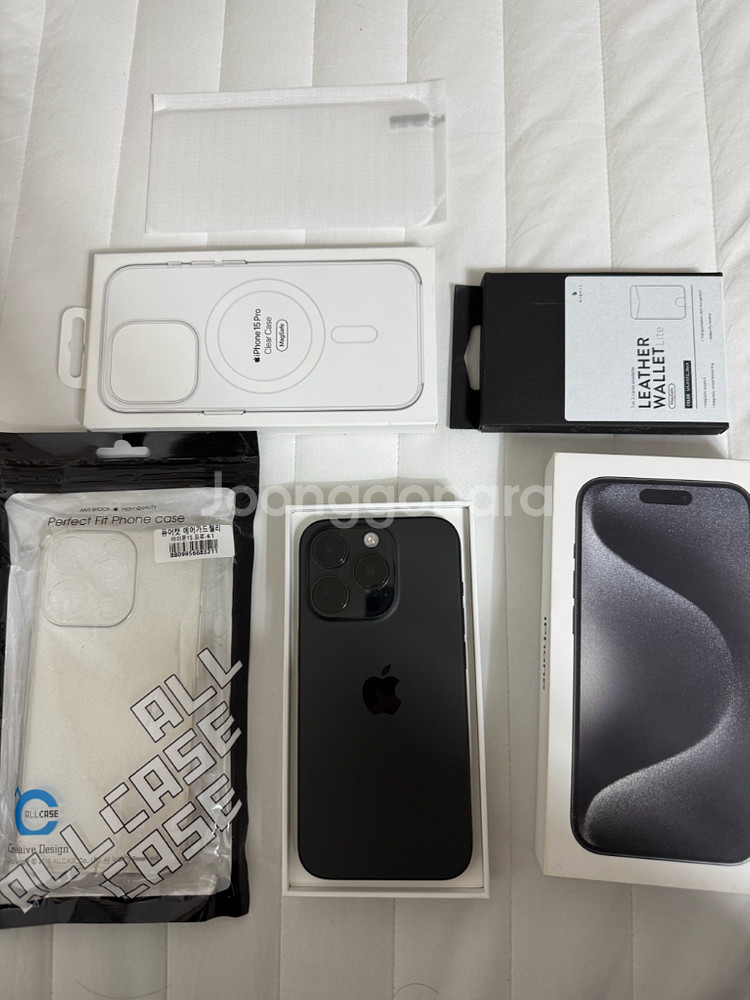 아이폰15프로 128gb 블랙 + 정품맥세이프케이스--0