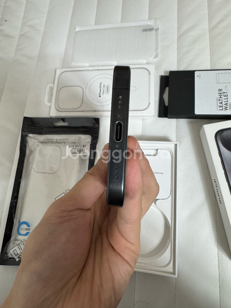 아이폰15프로 128gb 블랙 + 정품맥세이프케이스--2