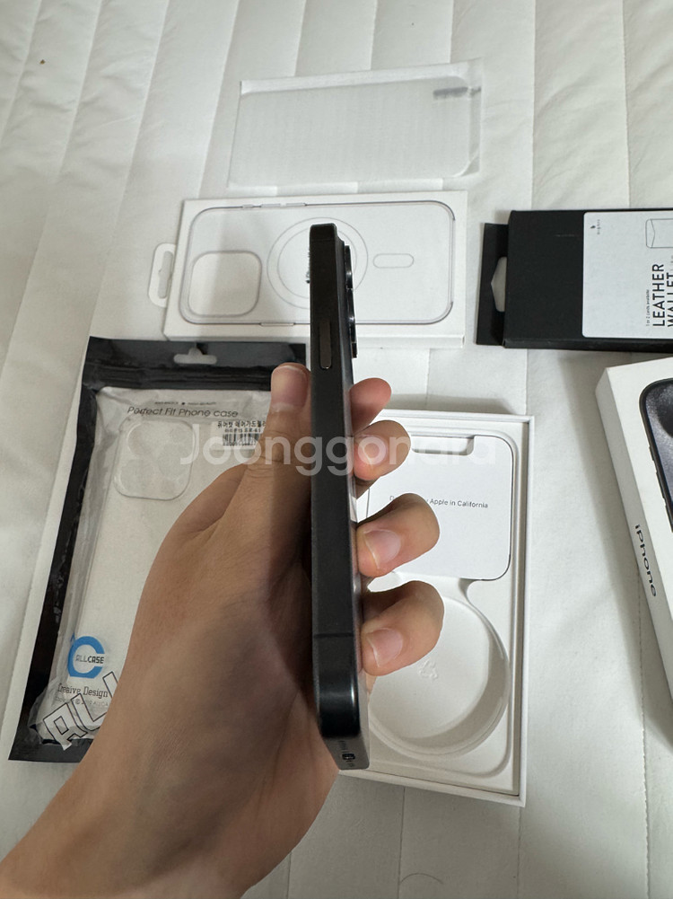 아이폰15프로 128gb 블랙 + 정품맥세이프케이스--3