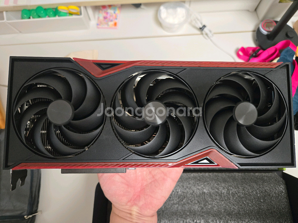 컬러풀 RTX 5070Ti 토마호크 팝니다.--2