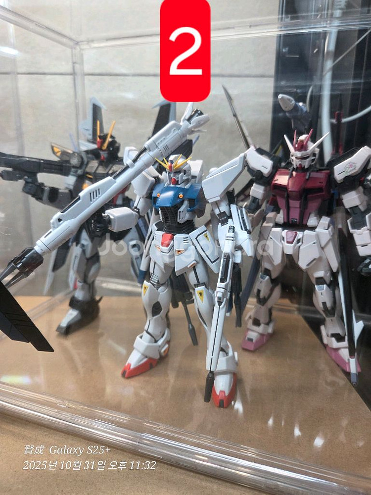 반다이 MG 건담 프라모델--1