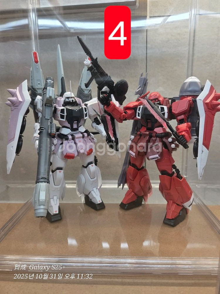 반다이 MG 건담 프라모델--3