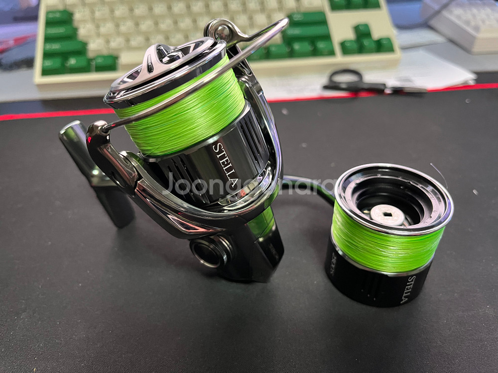 22스텔라 2500s 윤성정품 +순정 보조스풀--4