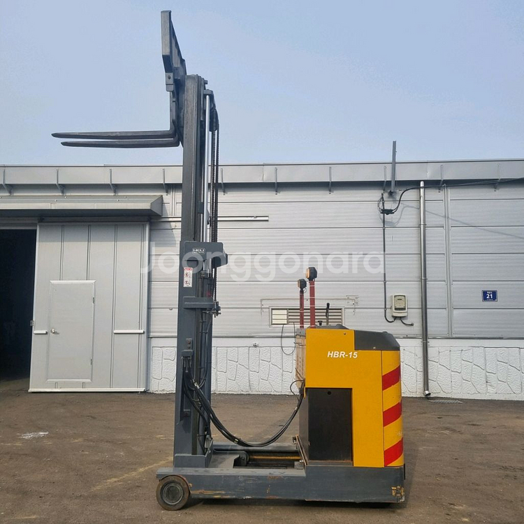 리치 1.5톤 전동중고지게차--1