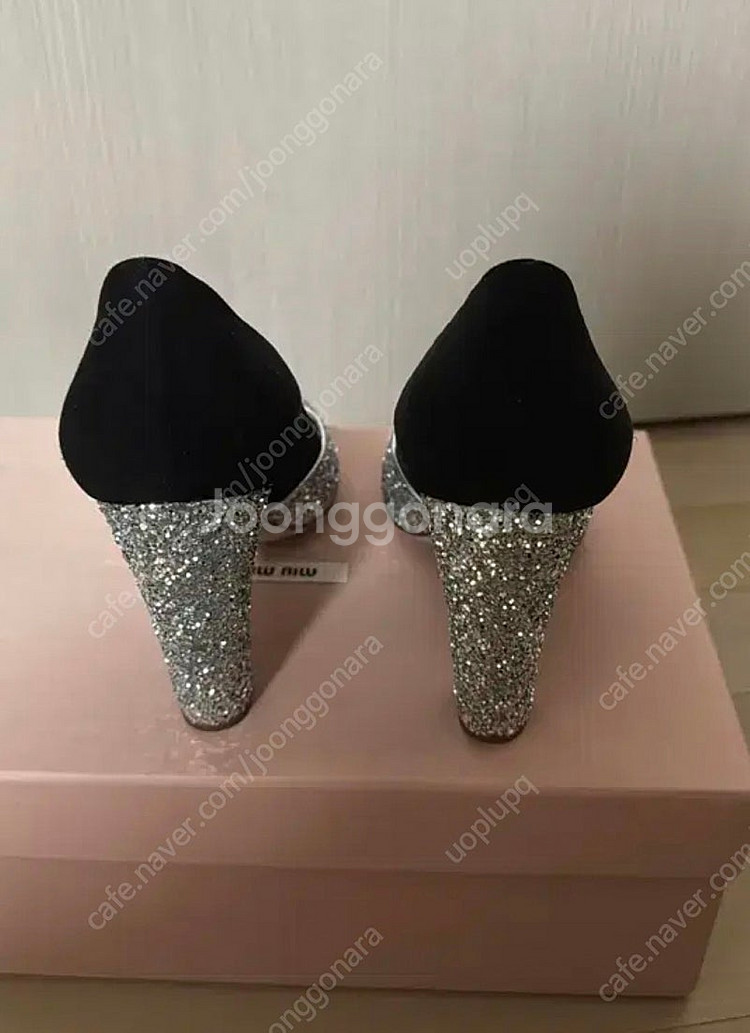 (새상품)미우미우 구두 glitter pump--4