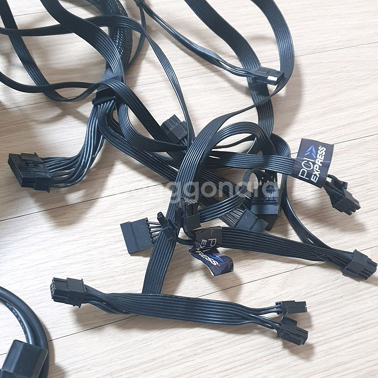 80PLUS 정격 700W ATX 파워 pc파워--5