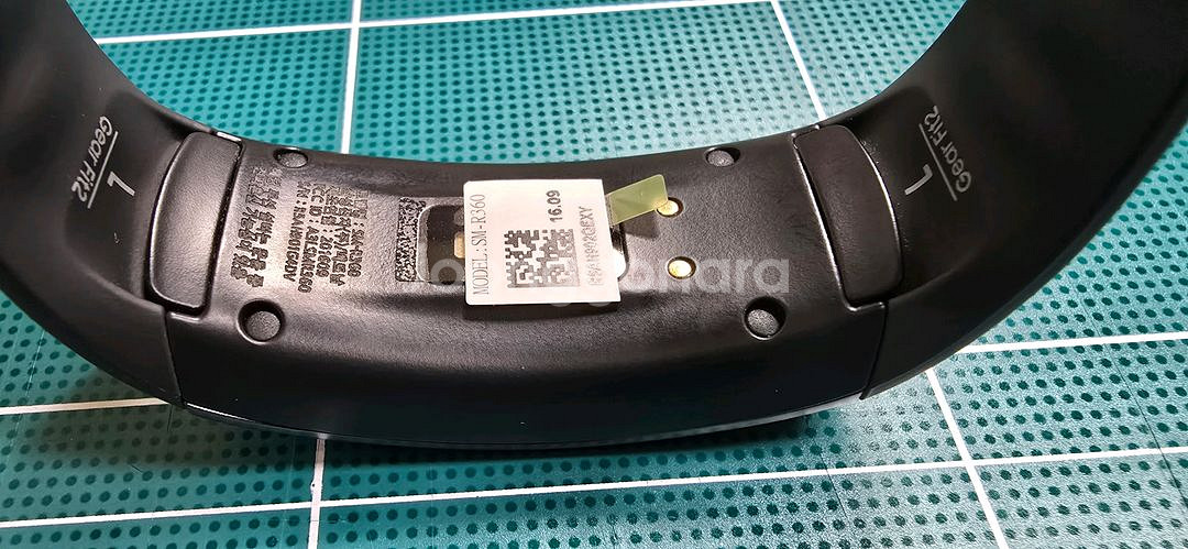 [S급] 삼성 갤럭시 기어핏2(SM-R360) 팝니다--4