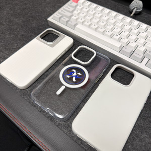 아이폰 15 프로맥스 케이스 일괄 판매합니다. (누디언트, 케이스티파이 프라그먼트, 모프트)