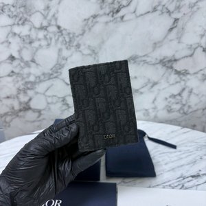 디올 오블리크 오거나이저 카드지갑