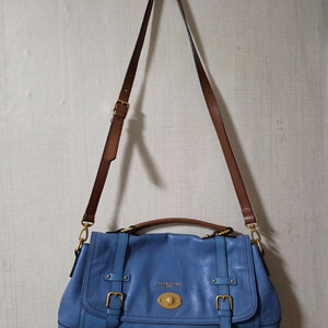 색감이 늠 예쁜 스카이블루 토트 크로스백 빈폴 정품!