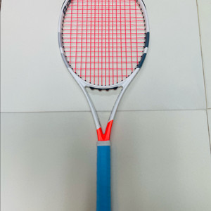 바볼랏 퓨어 스트라이크 2세대 100 테니스 라켓