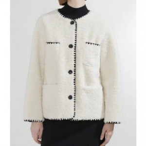 리스트 라운드넥 시어링자켓 아이보리 55