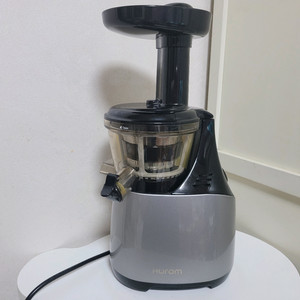 휴롬 원액기/착즙기(택배포함)