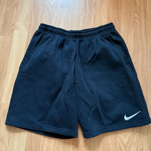 나이키 플리스 기모 면소재 반바지 팝니다