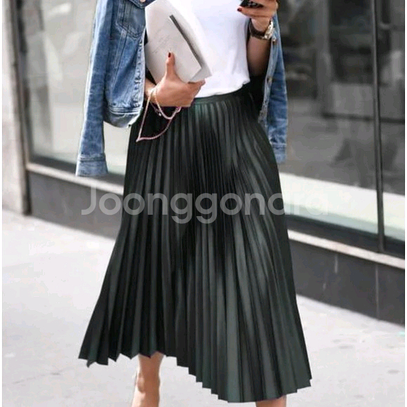 자라 플리츠 새틴 주름치마 미디스커트 XS--0