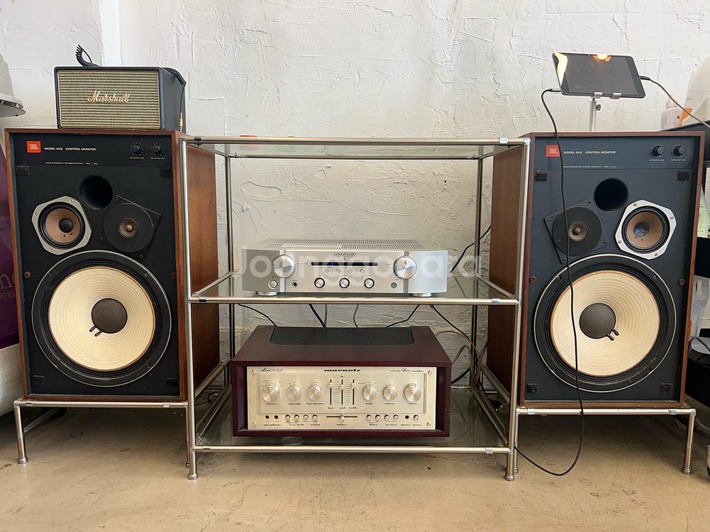 인티그레이티드 앰프 + JBL 북셸프 스피커 세트--4