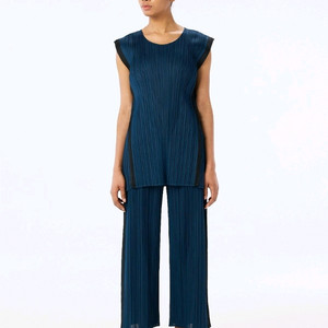 플리츠플리즈 이세이미야케 먼슬리팬츠 4사이즈