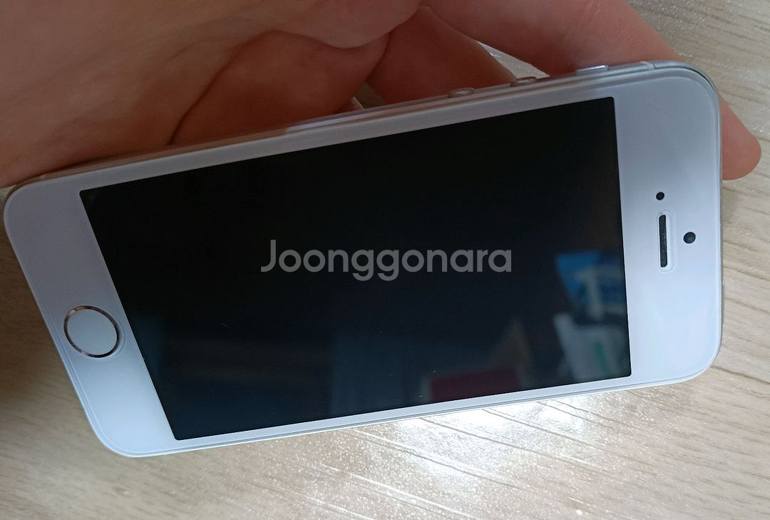 아이폰 SE 1세대 실버 128GB--0