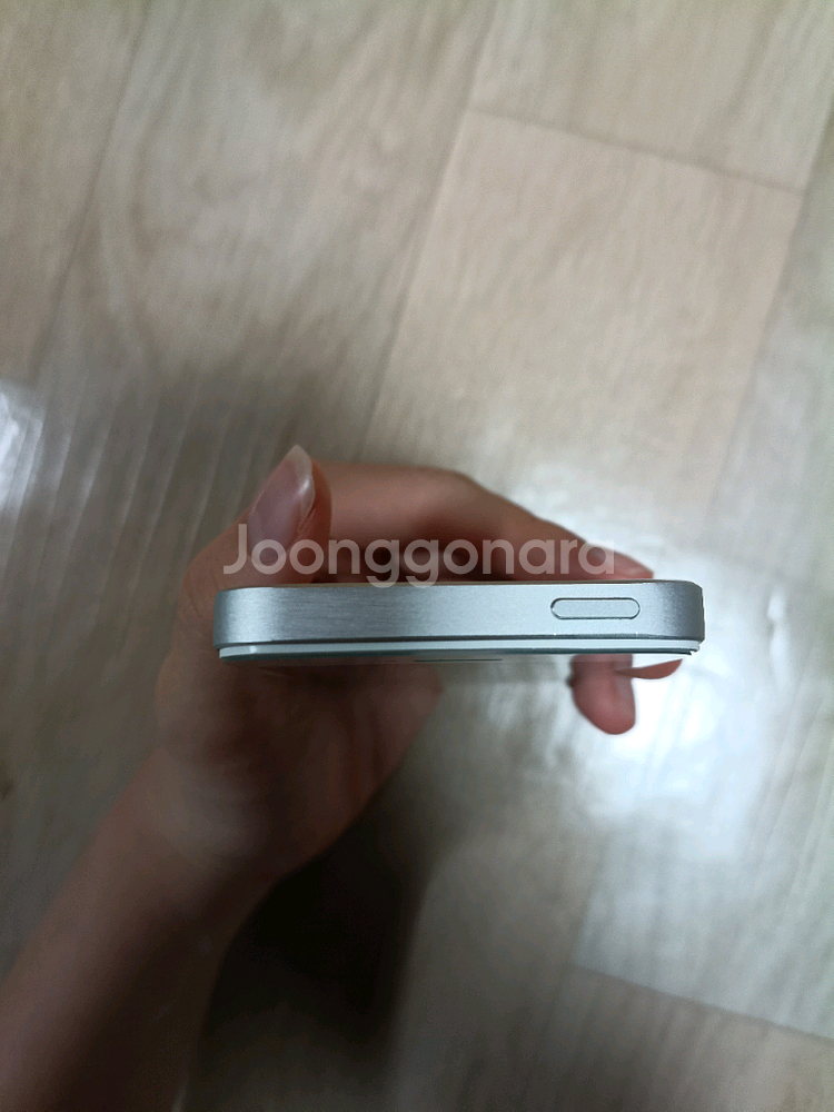 아이폰 SE 1세대 실버 128GB--4