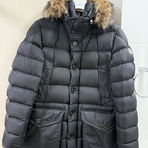 [4] 21 / 22 몽클레어 클루니 Cluny 패딩 블랙