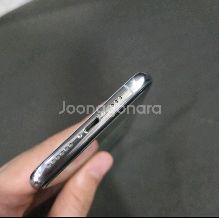 아이폰XS 256gb 81% 화이트실버 싸게팝니당--5