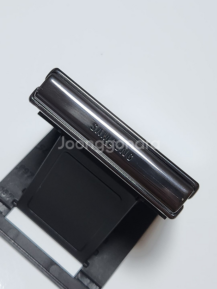 갤럭시Z플립4 256G 무잔상 블랙 52975--4