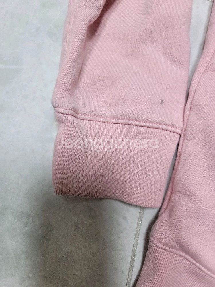 버버리 핑크 맨투맨 키즈140 정품--3