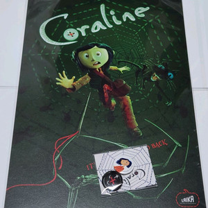 코렐라인 다크나잇 포스터 + 캔뱃지