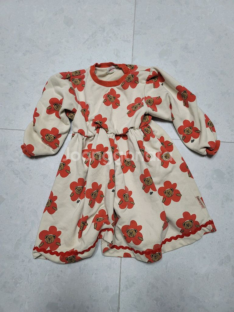 베베드피노 곰돌이 원피스 120사이즈 상태굿--0