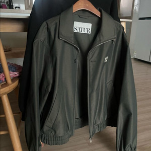 세터 SATUR 레체 투 톤 집업 자켓