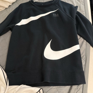 나이키 빅스우시 맨투맨 tm 키즈용.