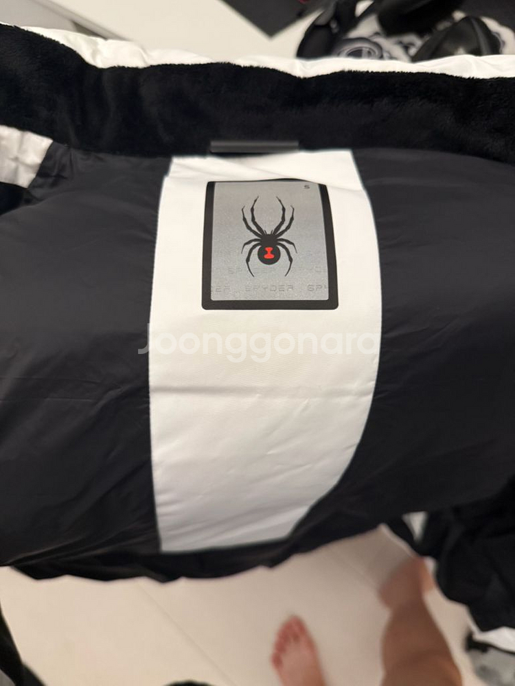 스파이더 패딩 s 사이즈 팔아요--1
