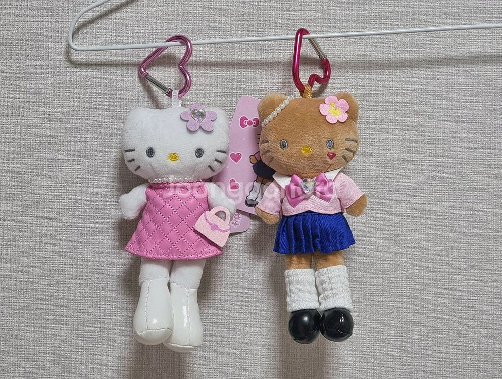 롱다리키티 태닝 교복 갸루 퀼팅 키링--0