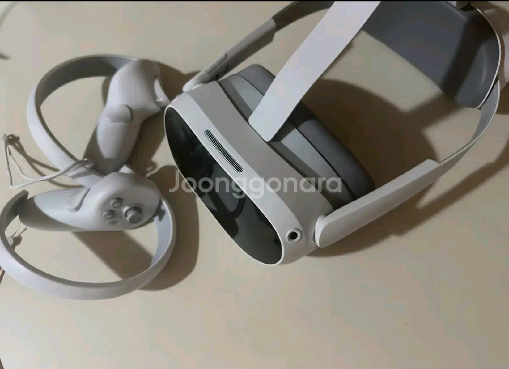 피코4 VR 헤드셋--0