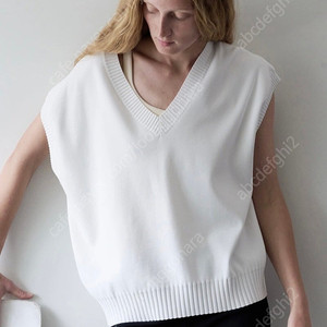 Letter 레터 프롬 베스트 니트 화이트