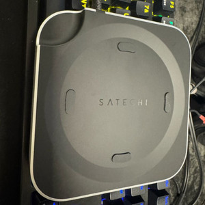 맥미니 M4 SSD 스탠드 허브