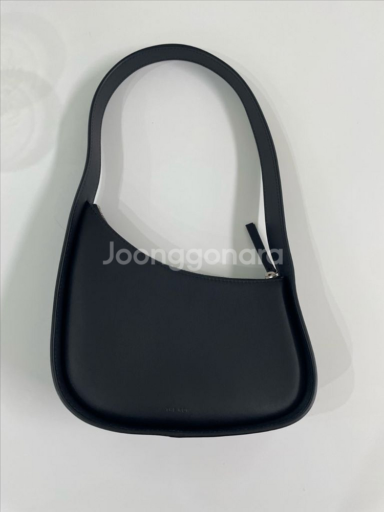 [공홈/정품] 더로우 하프문백 블랙--6