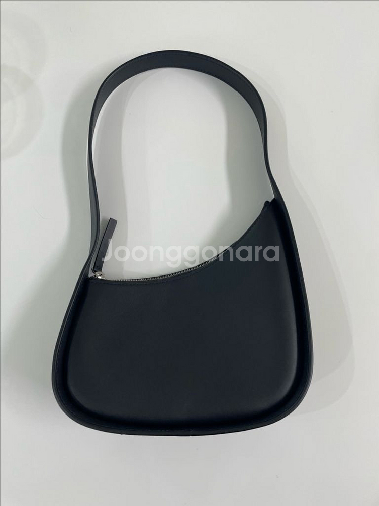 [공홈/정품] 더로우 하프문백 블랙--7