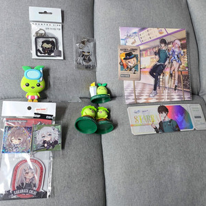 홀로라이브,붕괴스타레일,로스트아크,이터널리턴등 여러 굿즈 팝니다