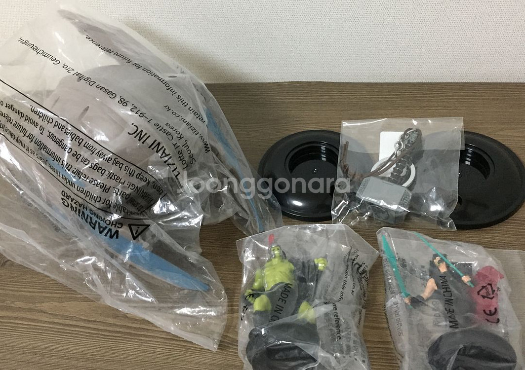 택포) 마블 CGV 공식 콜라보 굿즈 토르 투구 헐크 피규어--2