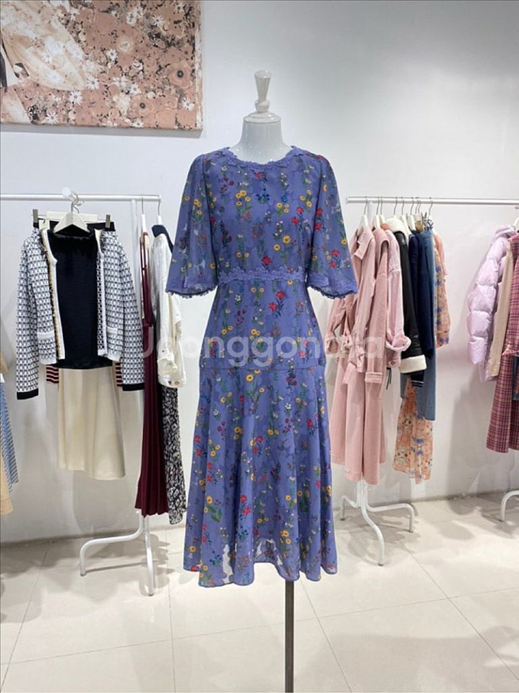 듀엘 DEWL 레이스 자수 포인트 플라워 롱원피스 플레어 쉬폰 꽃무늬 블루 하늘색 소라색--1