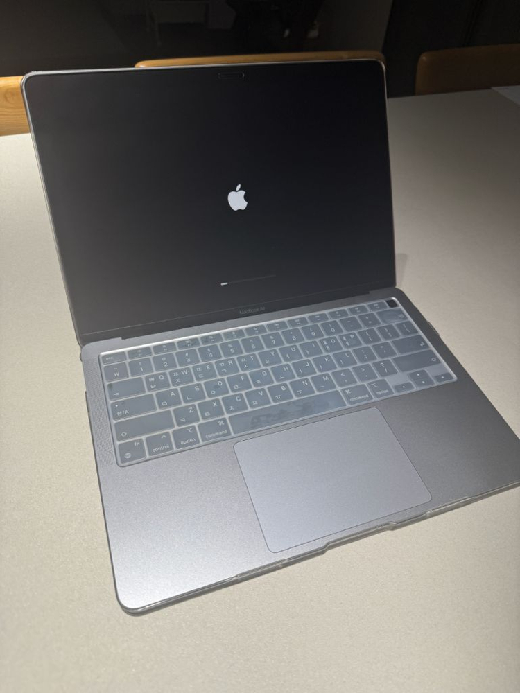 맥북에어 13인치 2020 m1, 7 core, 256GB, 8GB + 매직마우스 팝니다! 이미지