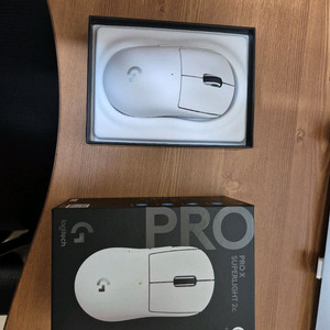 G PRO X SUPERLIGHT 2C 지슈라2C 화이트 판매