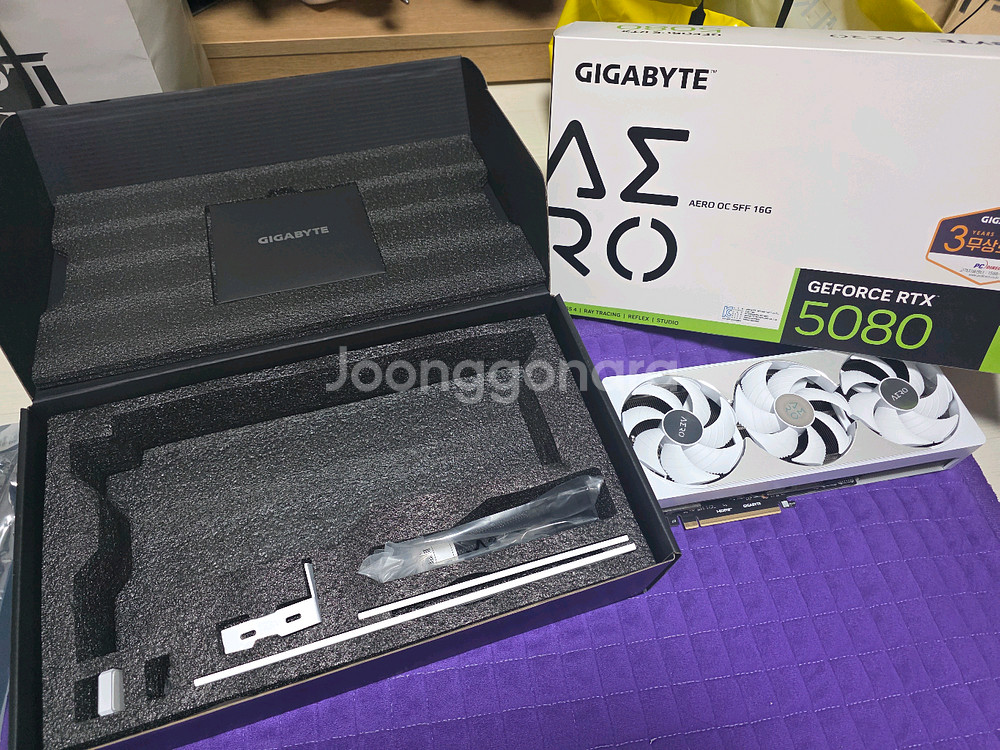 기가바이트 AERO OC RTX 5080 그래픽카드--1