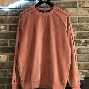 뉴에라 벨루어 맨투맨 + 트랙팬츠 핑크 세트 L사이즈